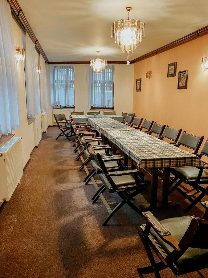Vinarna Vikarka Otel Litoměřice Dış mekan fotoğraf