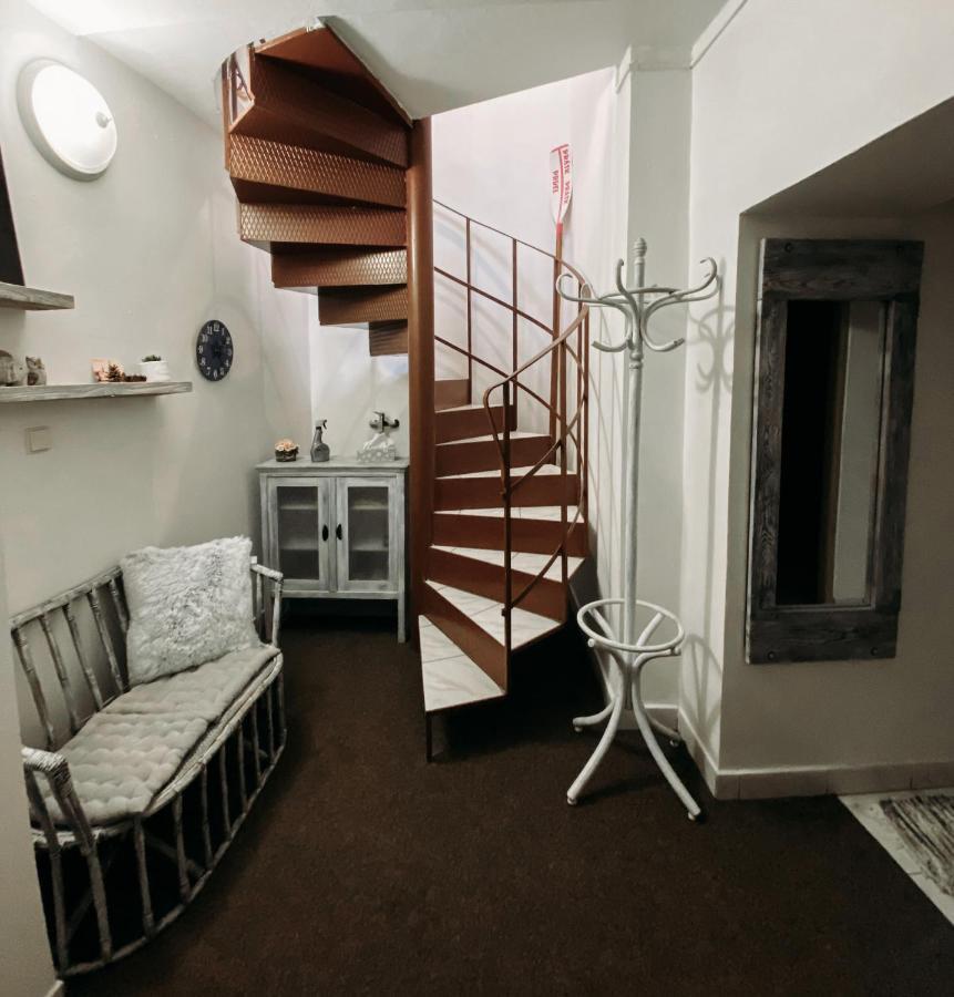 Vinarna Vikarka Otel Litoměřice Dış mekan fotoğraf