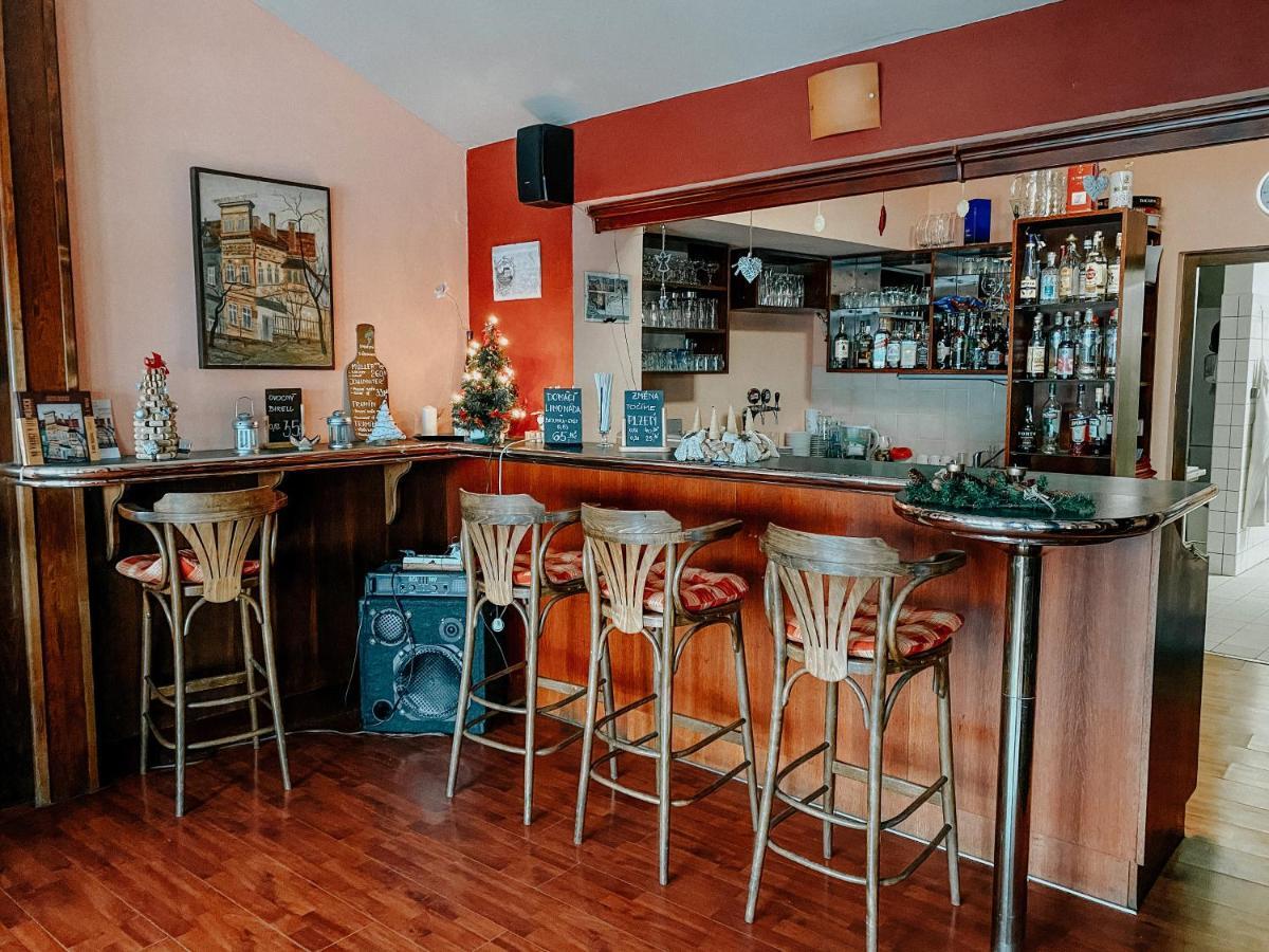 Vinarna Vikarka Otel Litoměřice Dış mekan fotoğraf